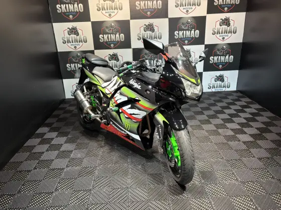 KAWASAKI NINJA 250R 