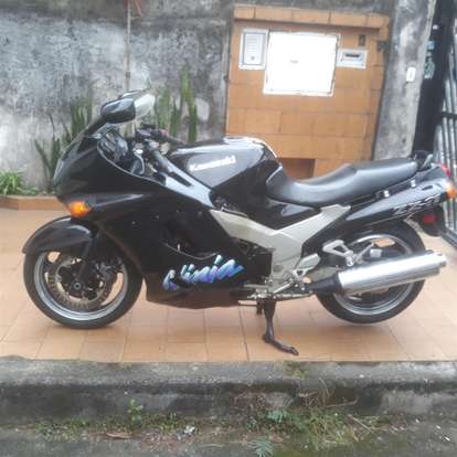 KAWASAKI-NINJA ZX-11-1995