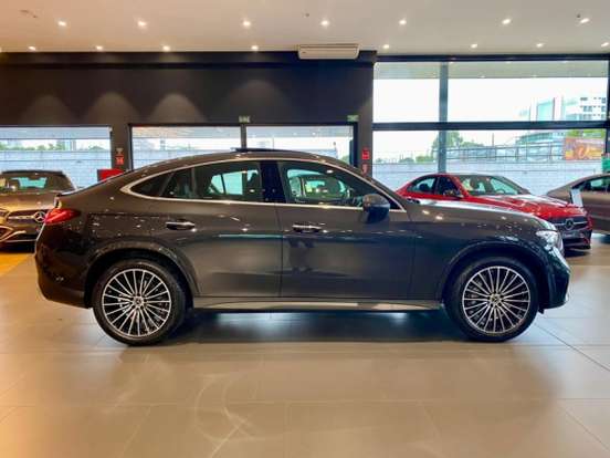 MERCEDES-BENZ-GLC 300-2026