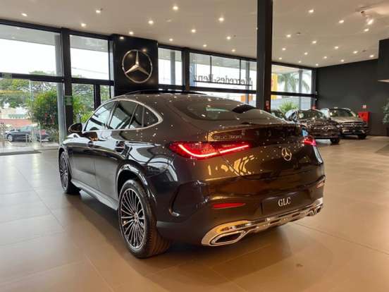 MERCEDES-BENZ-GLC 300-2026