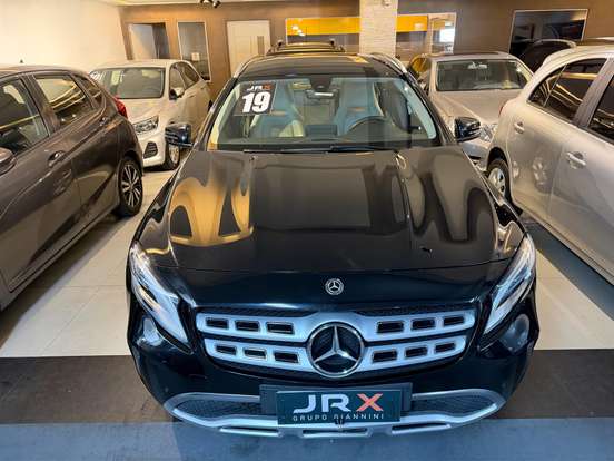 MERCEDES-BENZ-GLA 200-1.6 CGI FLEX ADVANCE 7G-DCT MERCEDES-BENZ-GLA 200-2019
