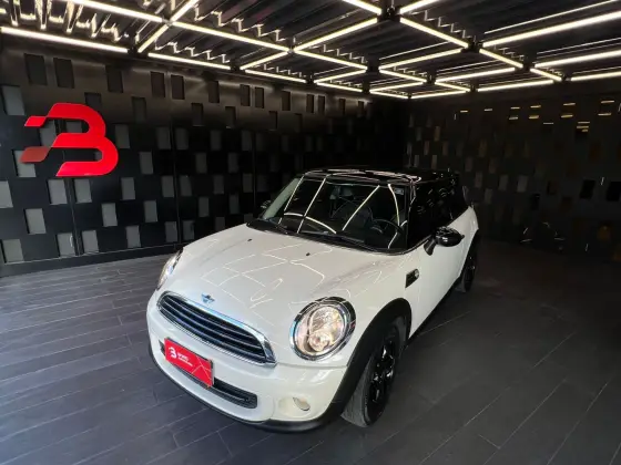 MINI ONE 1.6 16V GASOLINA 2P AUTOMÁTICO
