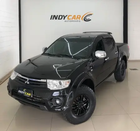 MITSUBISHI L200 TRITON 3.2 HPE 4X4 CD 16V TURBO INTERCOOLER DIESEL 4P AUTOMÁTICO