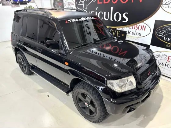 MITSUBISHI PAJERO TR4 2.0 4X4 16V 131CV GASOLINA 4P AUTOMÁTICO
