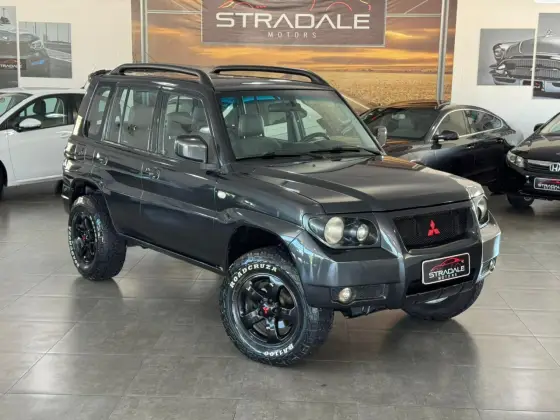 MITSUBISHI PAJERO TR4 2.0 4X4 16V 131CV GASOLINA 4P MANUAL