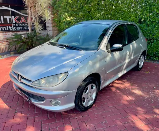 PEUGEOT 206 1.6 FELINE 16V FLEX 4P AUTOMÁTICO