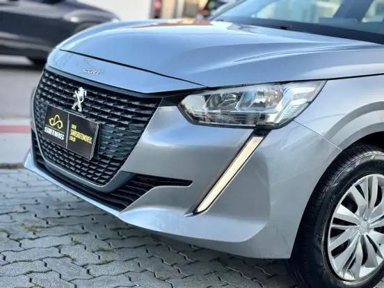 PEUGEOT-208-2023