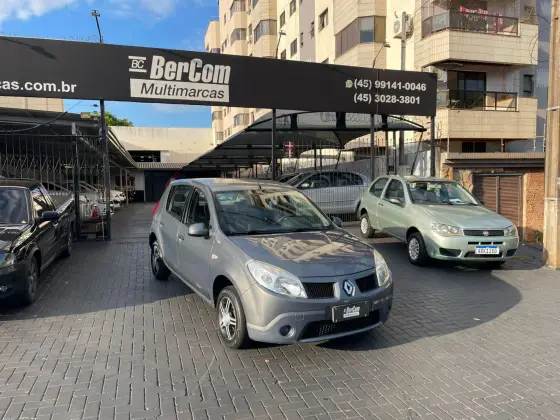 RENAULT SANDERO 1.0 EXPRESSION 16V FLEX 4P MANUAL RENAULT SANDERO 1.0 EXPRESSION 16V FLEX 4P MANUAL