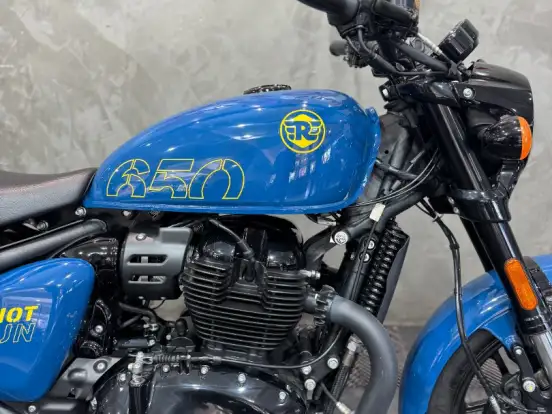 ROYAL ENFIELD-SHOTGUN 650 PLASMA BLUE ROYAL ENFIELD-SHOTGUN 650 PLASMA BLUE-2026