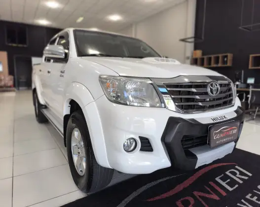 TOYOTA HILUX 2.7 SRV 4X2 CD 16V FLEX 4P AUTOMÁTICO TOYOTA HILUX 2.7 SRV 4X2 CD 16V FLEX 4P AUTOMÁTICO