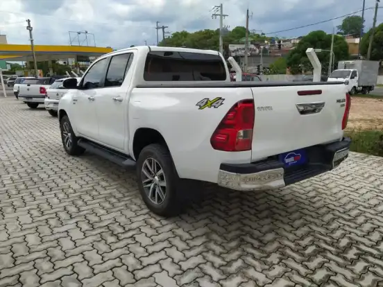 TOYOTA-HILUX-2.7 SRV 4X4 CD 16V FLEX 4P AUTOMÁTICO TOYOTA-HILUX-2020