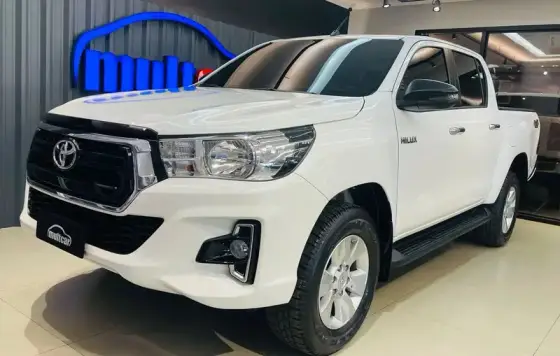 TOYOTA HILUX 2.8 NARROW 4X4 CD 16V DIESEL 4P MANUAL