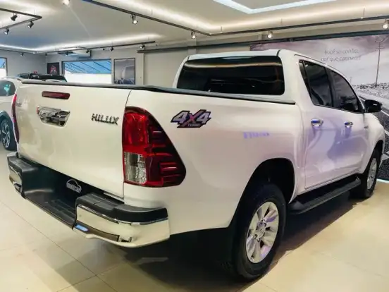 TOYOTA-HILUX-2.8 NARROW 4X4 CD 16V DIESEL 4P MANUAL TOYOTA-HILUX-2020