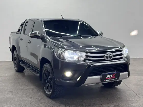 TOYOTA HILUX 2.8 SRV 4X4 CD 16V DIESEL 4P AUTOMÁTICO