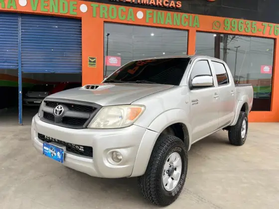 TOYOTA HILUX 3.0 SR 4X4 CD 16V TURBO INTERCOOLER DIESEL 4P MANUAL