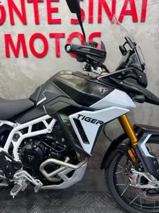 TRIUMPH TIGER 900 RALLY PRO 