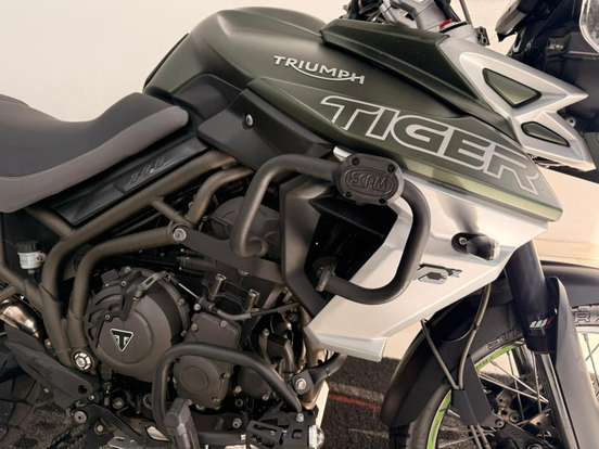 TRIUMPH-TIGER 800 XCA-2018