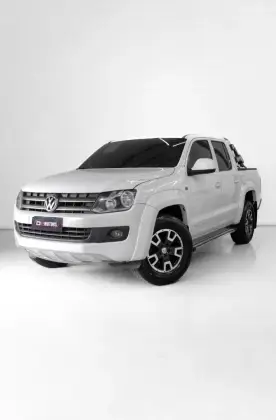 VOLKSWAGEN AMAROK 2.0 TRENDLINE 4X4 CD 16V TURBO INTERCOOLER DIESEL 4P AUTOMÁTICO VOLKSWAGEN AMAROK 2.0 TRENDLINE 4X4 CD 16V TURBO INTERCOOLER DIESEL 4P AUTOMÁTICO