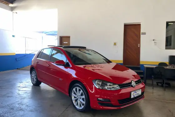 VOLKSWAGEN GOLF 1.4 TSI COMFORTLINE 16V GASOLINA 4P AUTOMÁTICO