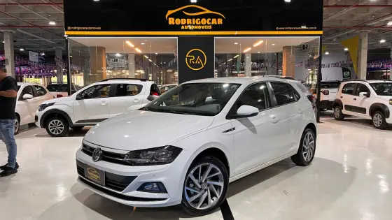 VOLKSWAGEN POLO 1.0 200 TSI HIGHLINE AUTOMÁTICO