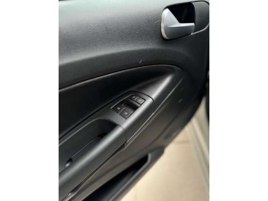VOLKSWAGEN-SAVEIRO-1.6 MSI ROBUST CS 16V FLEX 2P MANUAL VOLKSWAGEN-SAVEIRO-2024