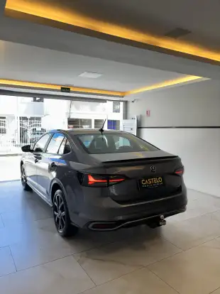 VOLKSWAGEN-VIRTUS-2023