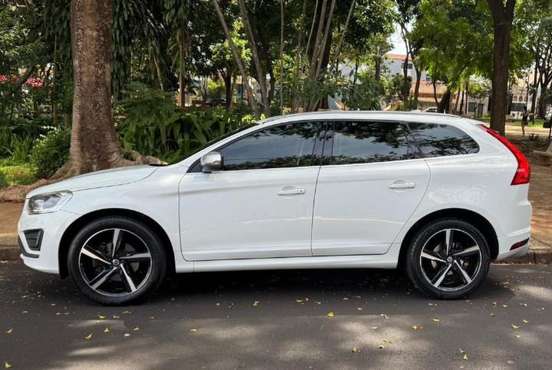 VOLVO-XC60-2.0 T5 R DESIGN TURBO GASOLINA 4P AUTOMÁTICO VOLVO-XC60-2015