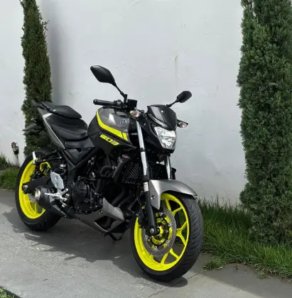 YAMAHA MT-03 ABS YAMAHA MT-03 ABS