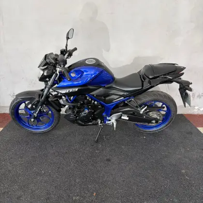 YAMAHA MT-03 ABS YAMAHA MT-03 ABS