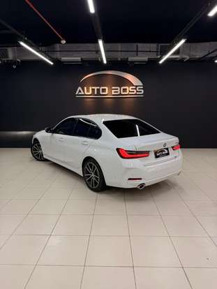BMW-320i-2025