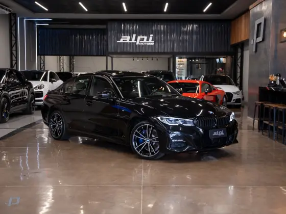 BMW 330e 2.0 16V TURBO HÍBRIDO M SPORT AUTOMÁTICO