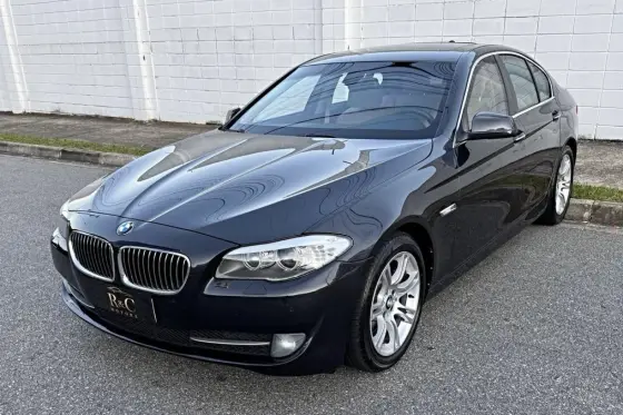 BMW 535i 3.0 SEDAN 6 CILINDROS 24V TURBO GASOLINA 4P AUTOMÁTICO BMW 535i 3.0 SEDAN 6 CILINDROS 24V TURBO GASOLINA 4P AUTOMÁTICO