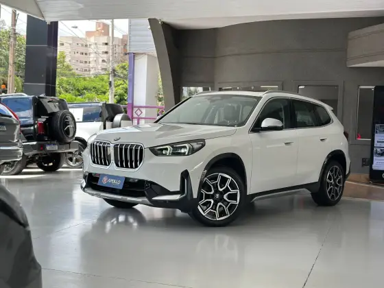 BMW X1 2.0 16V TURBO GASOLINA SDRIVE20I X-LINE STEPTRONIC BMW X1 2.0 16V TURBO GASOLINA SDRIVE20I X-LINE STEPTRONIC