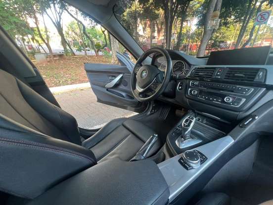 BMW-320i-2015