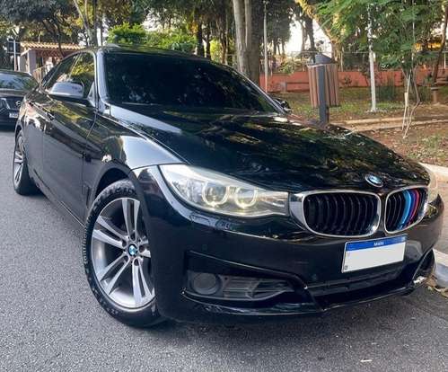 BMW-320i-2015