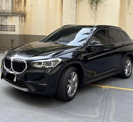BMW-X1-2021