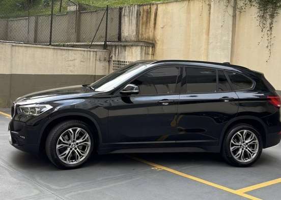 BMW-X1-2021