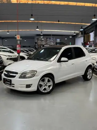 CHEVROLET CELTA 1.0 MPFI LT 8V FLEX 4P MANUAL CHEVROLET CELTA 1.0 MPFI LT 8V FLEX 4P MANUAL