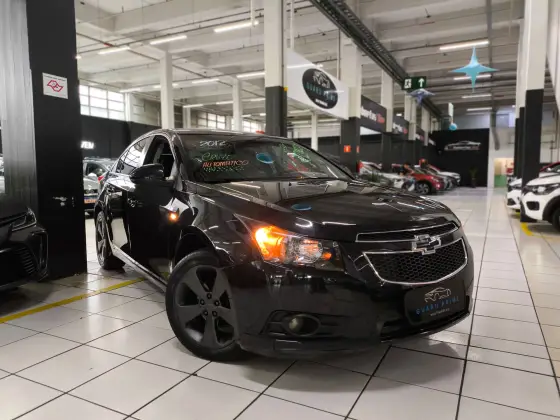 CHEVROLET CRUZE 1.8 LT 16V FLEX 4P AUTOMÁTICO CHEVROLET CRUZE 1.8 LT 16V FLEX 4P AUTOMÁTICO