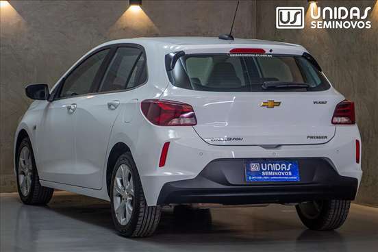 CHEVROLET-ONIX-2021