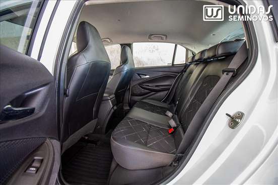 CHEVROLET-ONIX-2021
