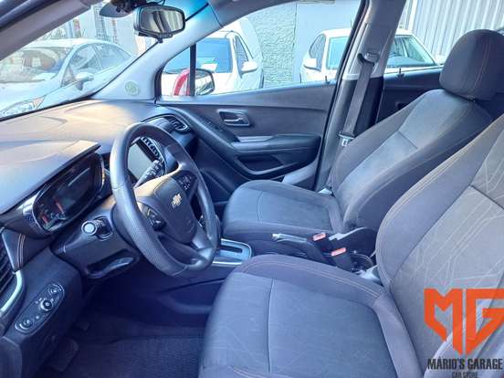 CHEVROLET-TRACKER-2019