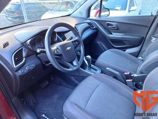 CHEVROLET-TRACKER-2019