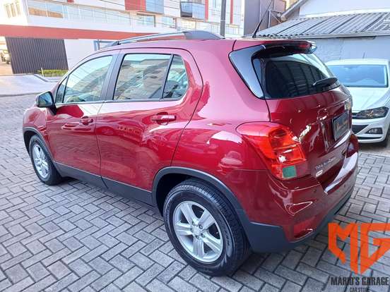 CHEVROLET-TRACKER-2019