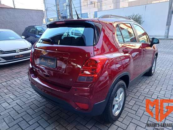 CHEVROLET-TRACKER-2019