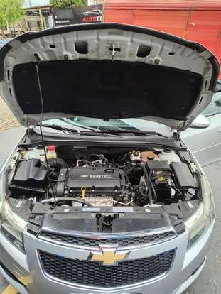 CHEVROLET-CRUZE-2014