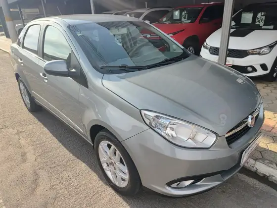 FIAT GRAND SIENA 1.6 MPI ESSENCE 16V FLEX 4P AUTOMATIZADO