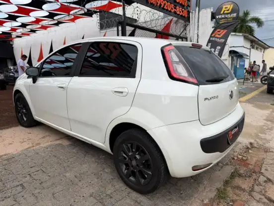 FIAT-PUNTO-2012