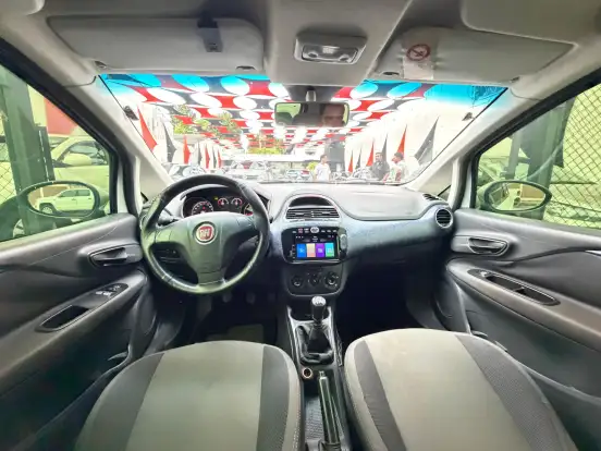FIAT-PUNTO-2012
