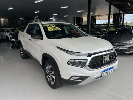 FIAT TORO 2.0 16V TURBO DIESEL VOLCANO 4WD AT9 FIAT TORO 2.0 16V TURBO DIESEL VOLCANO 4WD AT9